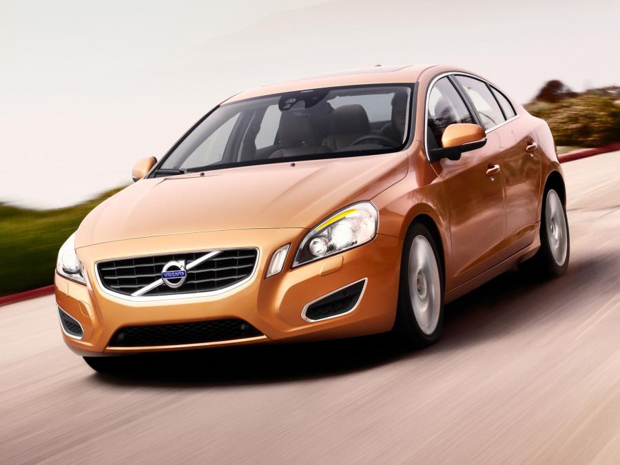 Volvo S60 2010 года  (фото 82 из 226)